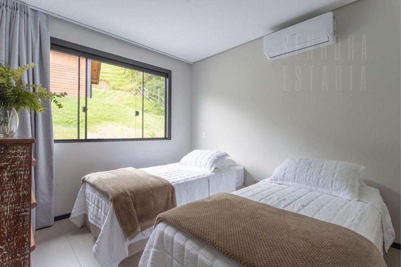 Villas Mornas Espaco De Eventos E Hospedagem Boutique Aguas Mornas Eksteriør billede
